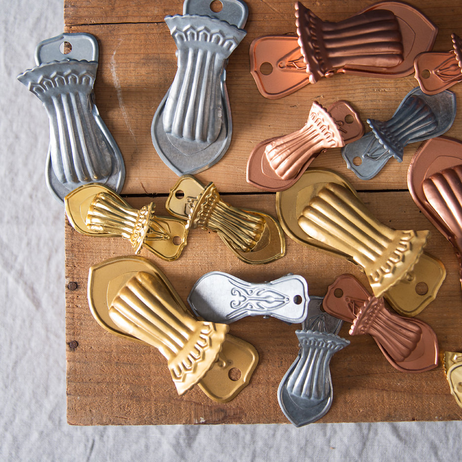 Jolly useful clips gold copper and zinc