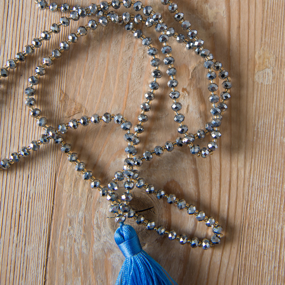 Tassel necklace cornflower blue, silver beads
